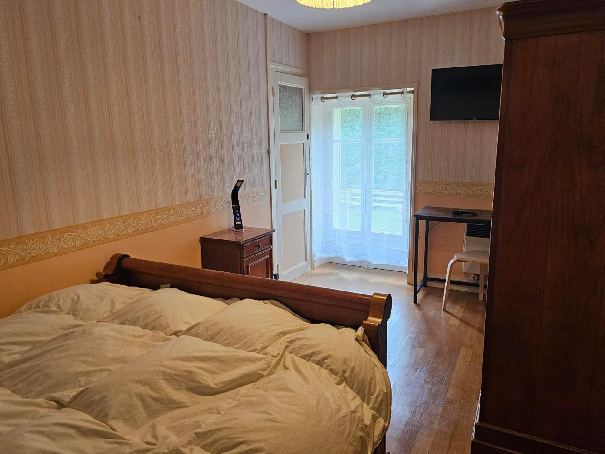 Lurcy-le-Bourg Chambres D'Hotes Les Frerots מראה חיצוני תמונה